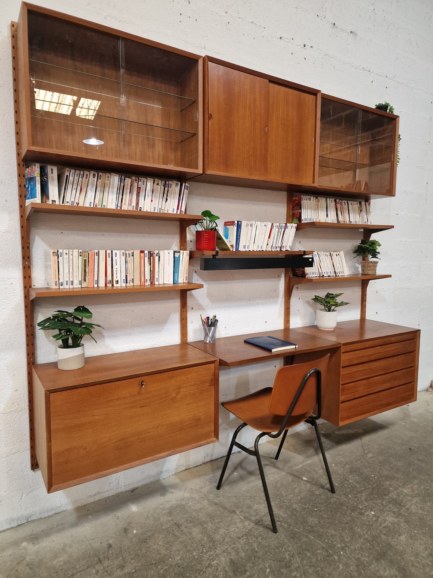 Bibliothèque bureau Poul Cadovius