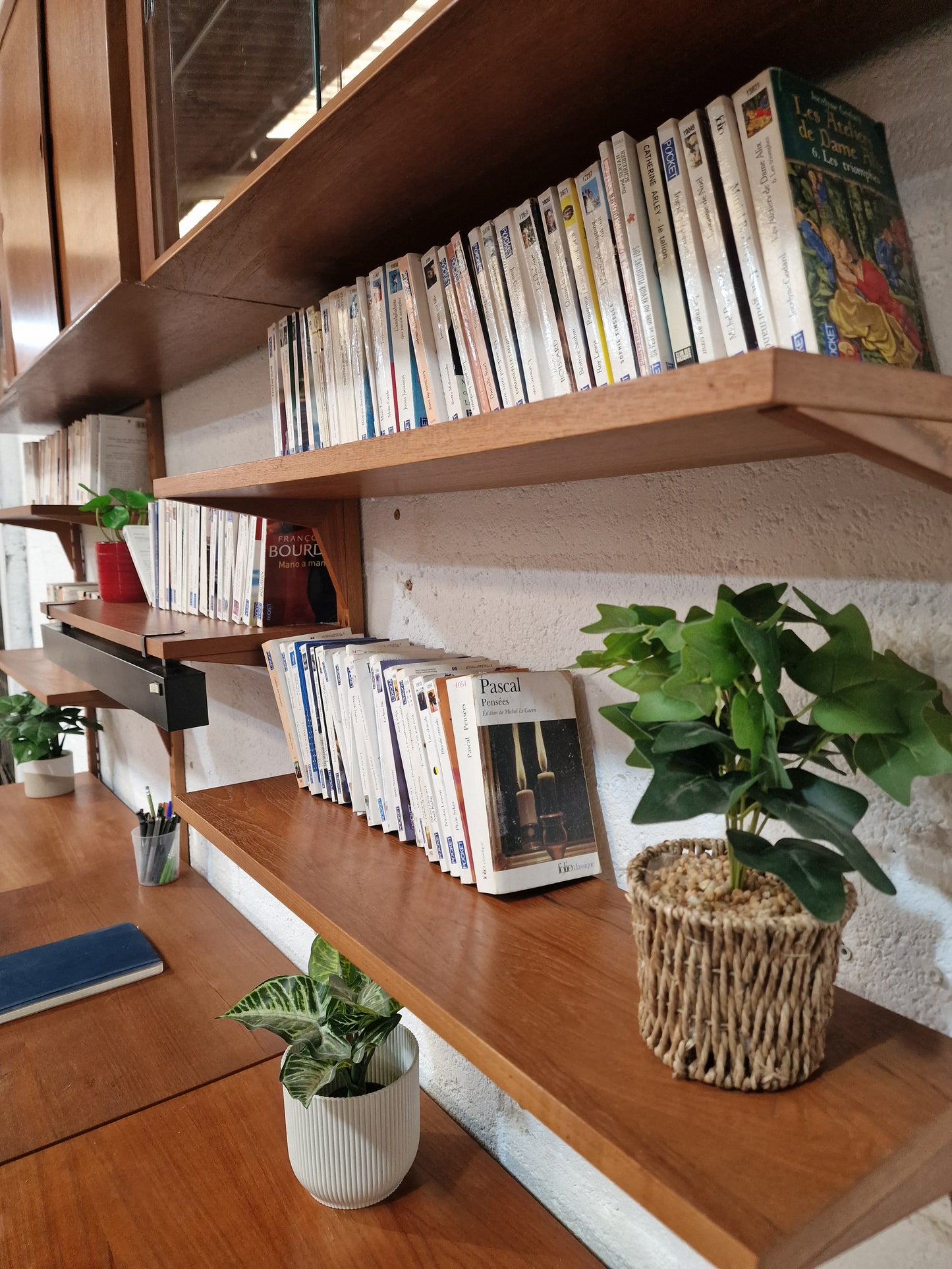 Bibliothèque bureau Poul Cadovius