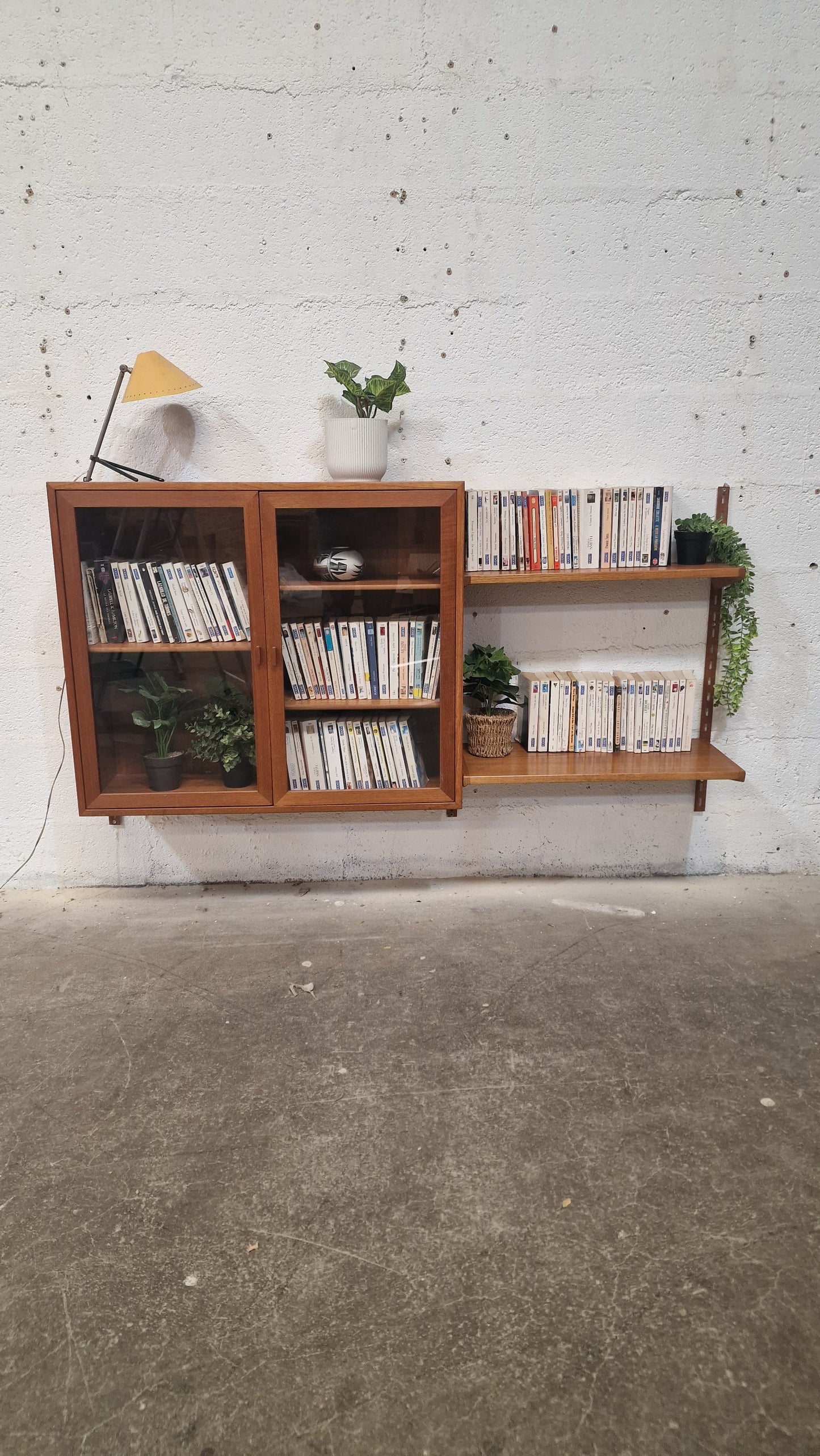 Bibliothèque murale Kai Kristiansen